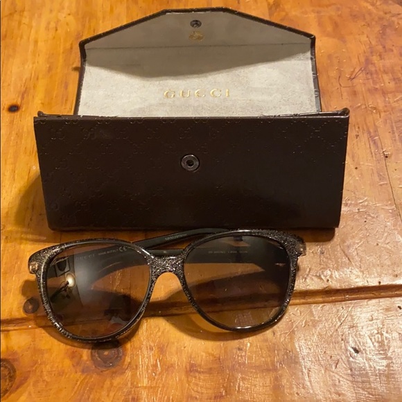 Gucci women’s sunglasses - Picture 6 of 7